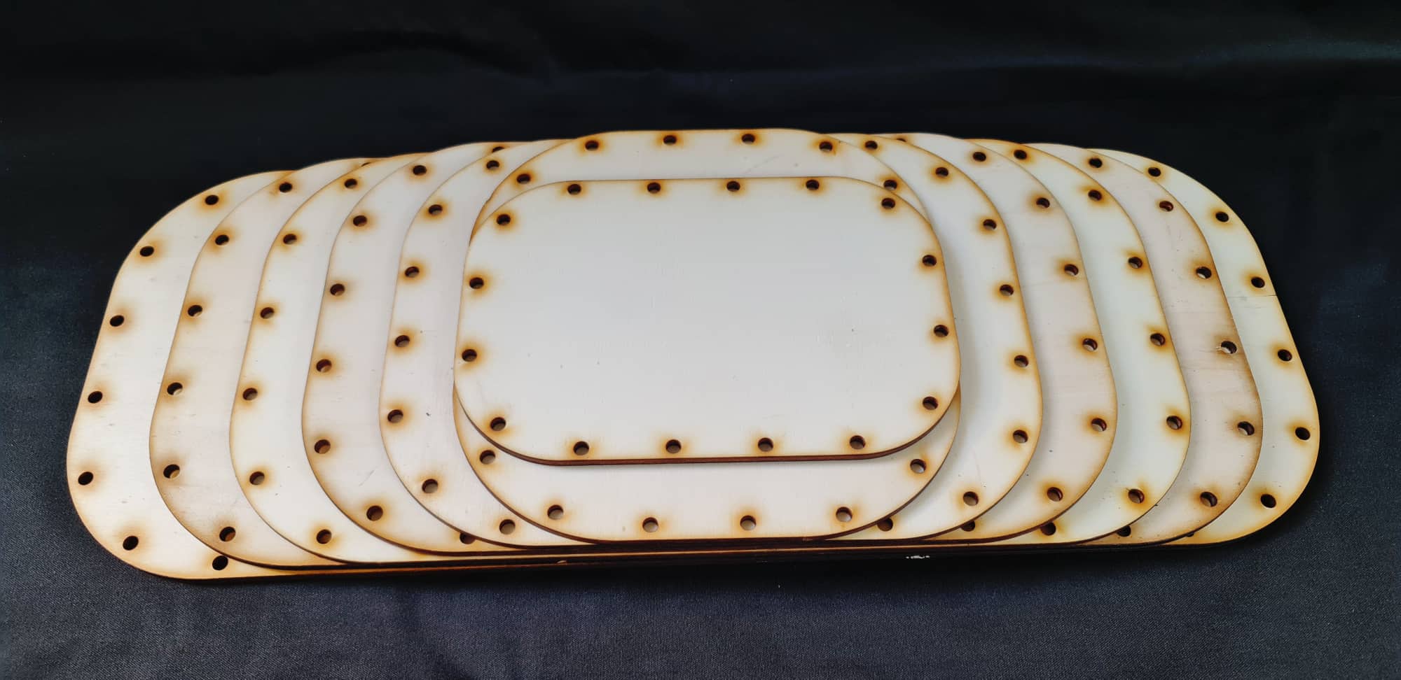 Dno na formu 13v1 (5mm) - LINA (18x18cm)