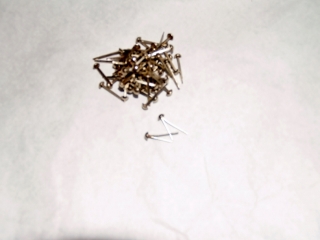 Dvojnôžkový mini nit oblý 5x15 mm - niklový