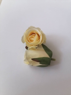 Kvet mini ruža  4cm - vanilková