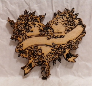 Drevený výrez - srdce1 - 6cm