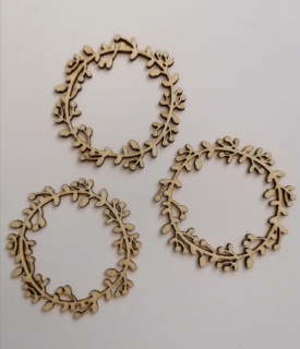 Filigránový výrez ratolesť - 4,5cm