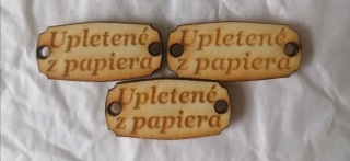Tabuľka Upletené z papiera 2,5x1,2cm