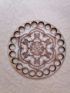 Preglejkový kruh gravírovaný na háčkovanie 3mm - Ø 28cm Mandala1