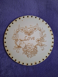 Preglejkové dno gravírované na opletanie 4mm Ø 28cm - Srdce love