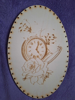 Preglejkové dno gravírované elipsa 3mm - 33x25cm Hodiny s kvetmi2